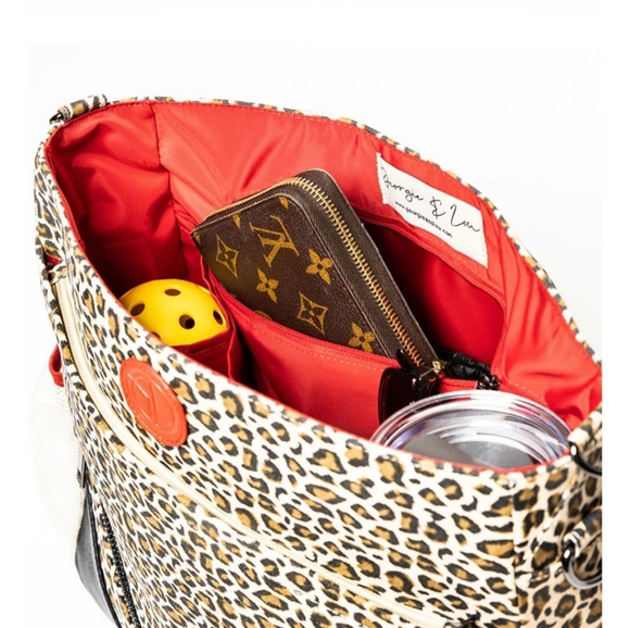 Georgie and Lou, The Cheetah 🐆 Pickleball Bag Sponsors of the PPA Tour - Picture 8 of 12